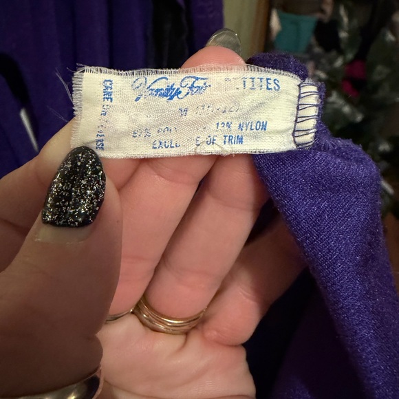 Vintage Purple Vanity Fair Embroidered Robe - Picture 7 of 8